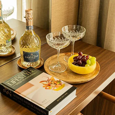 The Ostendian Готель