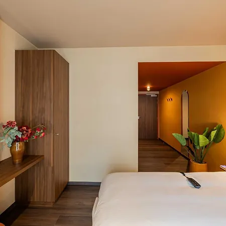 The Ostendian 4*